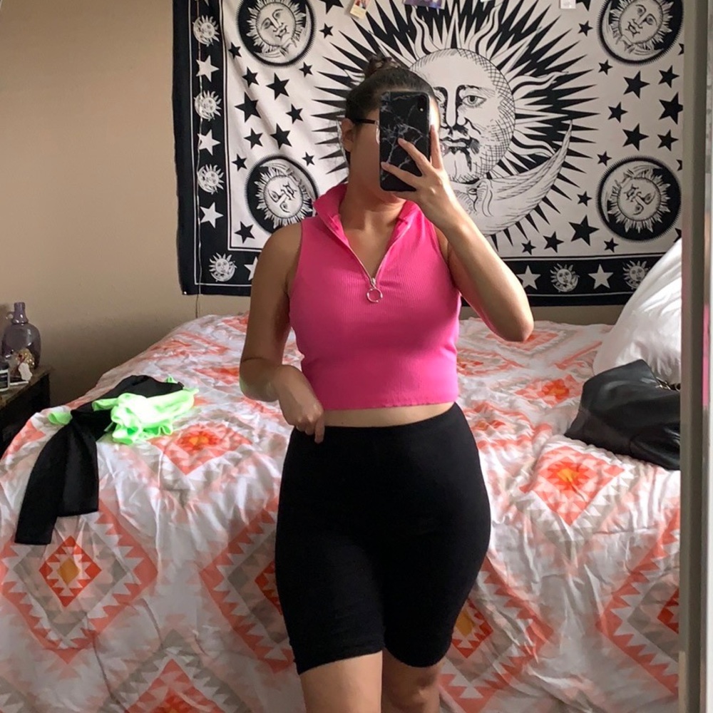 Neon pink “muscle” tee top